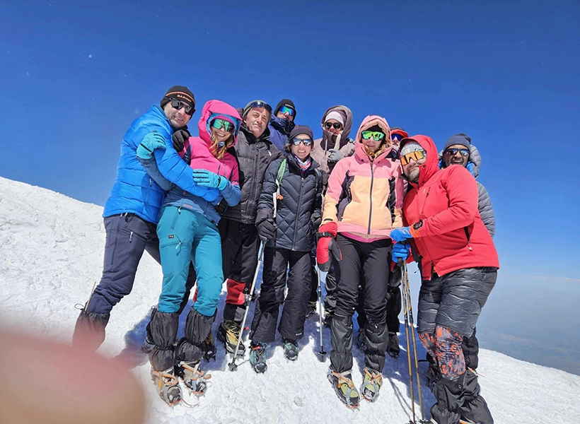 ararat-voskhozhdeniye-11