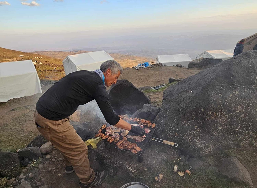 ararat-voskhozhdeniye-14