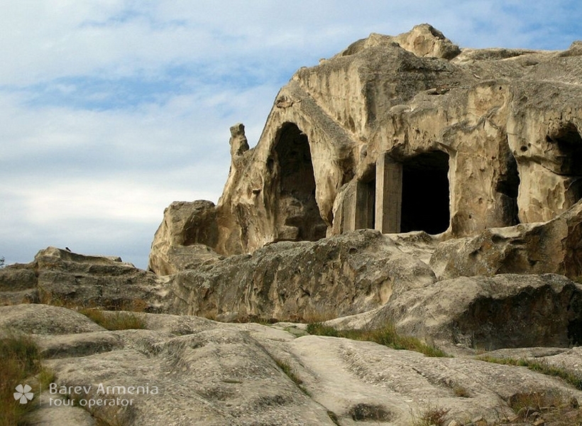 Картинки по запросу Пещерные города Армении
