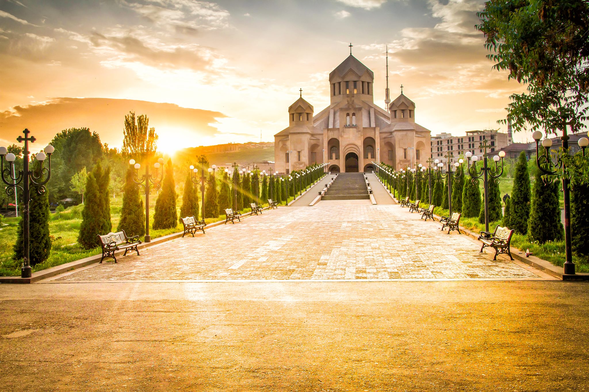 Красиво св. Церковь Святого Григория просветителя (Ереван).