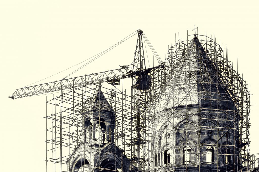 Эчмиадзинский кафедральный собор в стадии реставрации