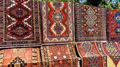 Вернисаж в Ереване